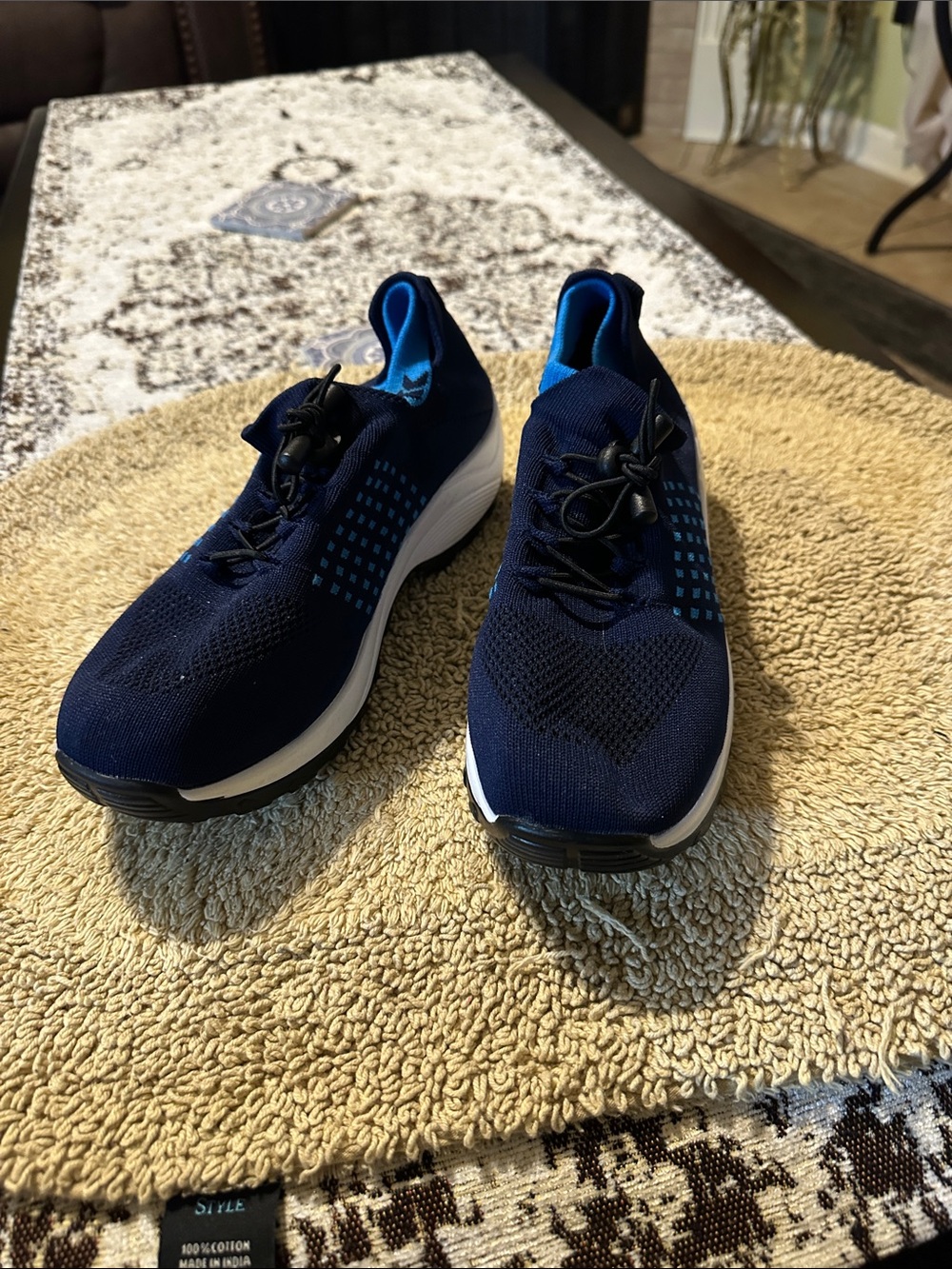 Women Comfort Wear Sneakers
